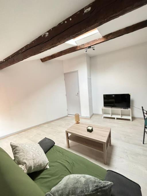 Studio Confortable آنوناي المظهر الخارجي الصورة